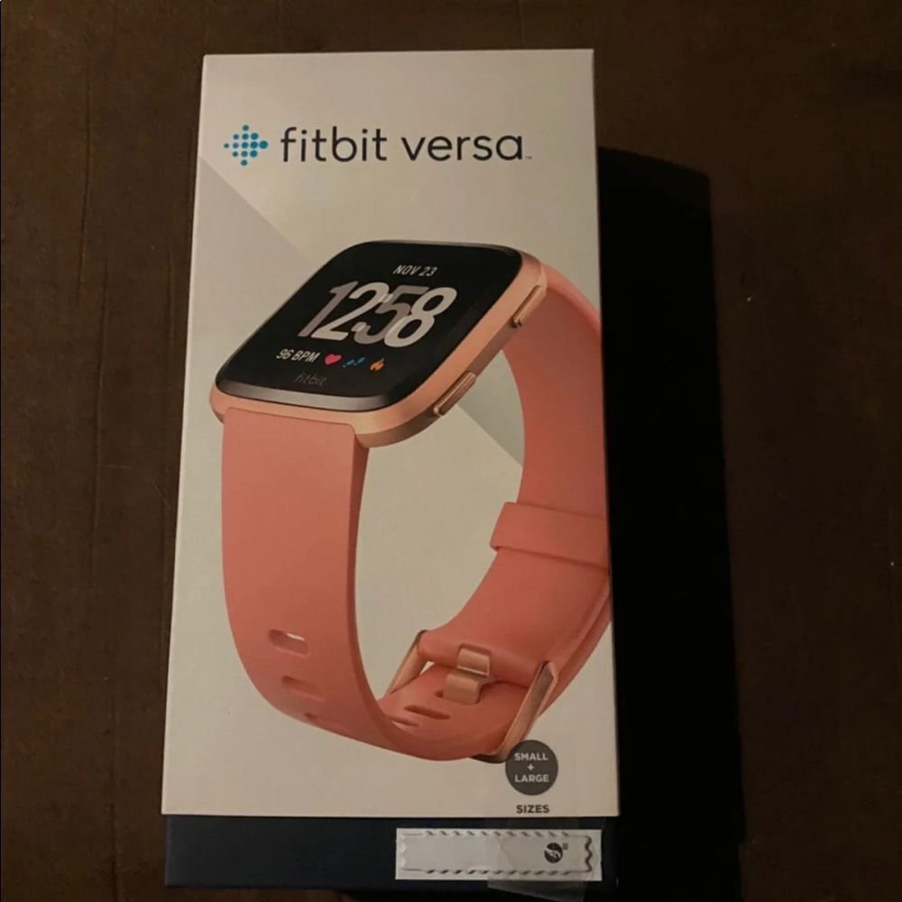 Rose Gold Fitbit Versa Lot!